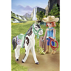 Playmobil - Horses Of Waterfall: Feeding Time With Ellie And Sawdust 