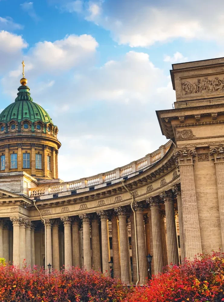 Parks und Gärten von St. Petersburg. Die schönsten Orte zur Erholung